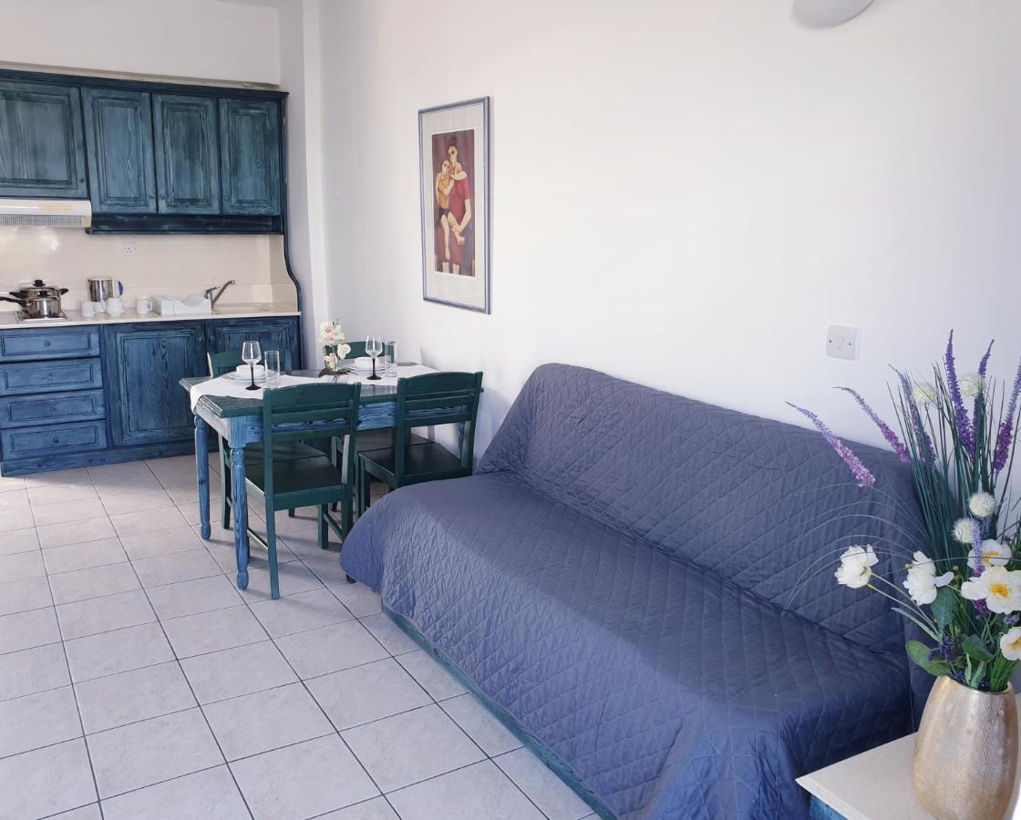 St. George Gardens & Suites Klorakas Eksteriør billede