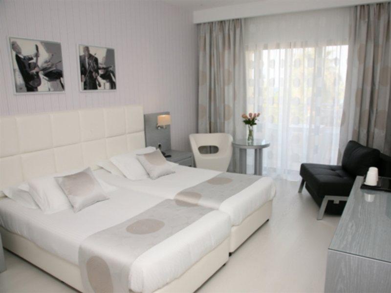 St. George Gardens & Suites Klorakas Eksteriør billede
